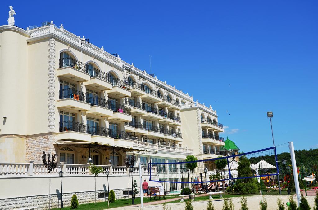 Therma Palace - Private Beach & Free Parking Kranevo Exterior photo