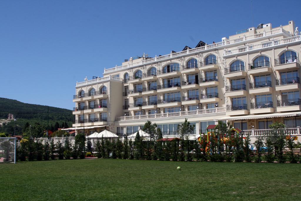 Therma Palace - Private Beach & Free Parking Kranevo Exterior photo